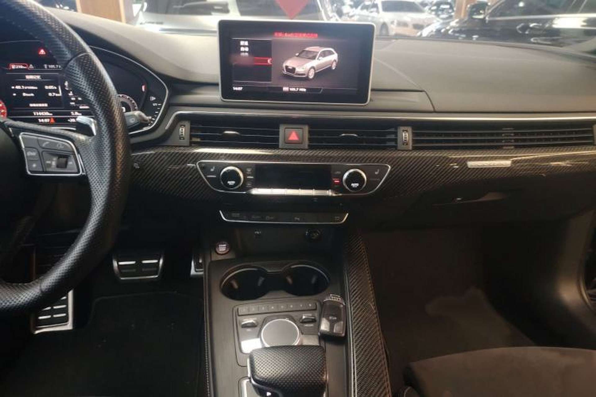 Used Audi RS 4 2019 RS 4 2.9T Avant Audio And AC Panel