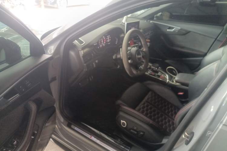 Used Audi RS 4 2019 RS 4 2.9T Avant Driver Seat
