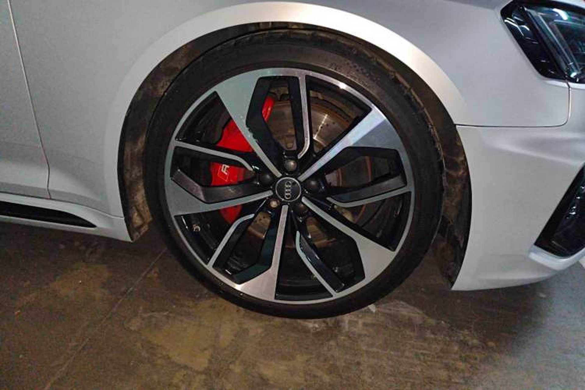 Used Audi RS 4 2019 RS 4 2.9T Avant Right Front Wheel Hub