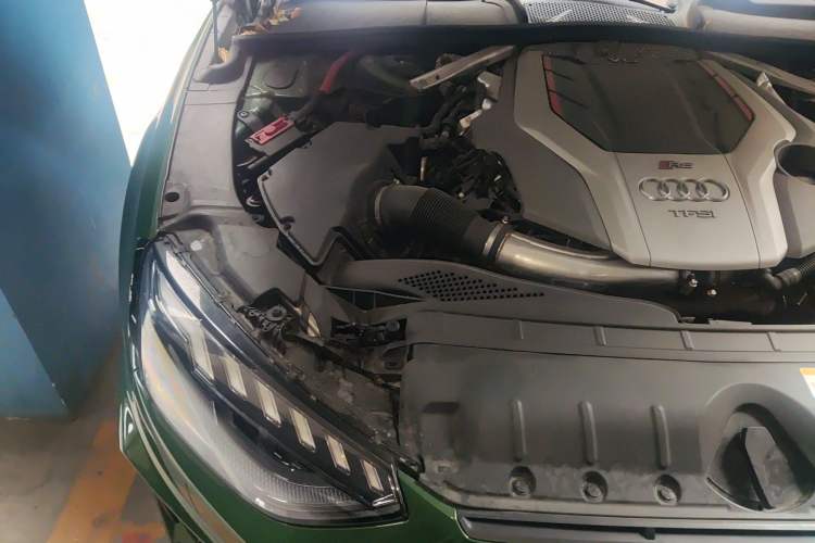 Used Audi RS 4 2020 RS 4 2.9T Avant Engine Bay Right