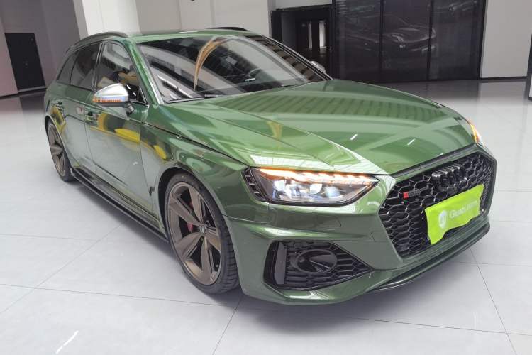 Used Audi RS 4 2020 RS 4 2.9T Avant Front Right 45 Deg
