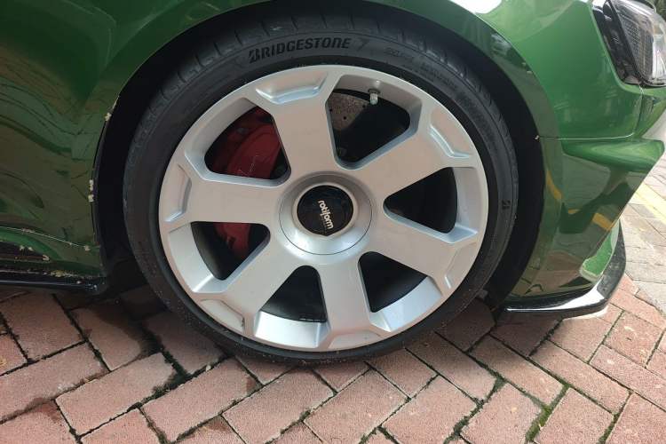 Used Audi RS 4 2020 RS 4 2.9T Avant Right Front Wheel Hub