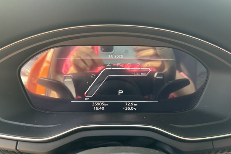 Used Audi RS 4 2020 RS 4 2.9T Avant Odometer Close Up