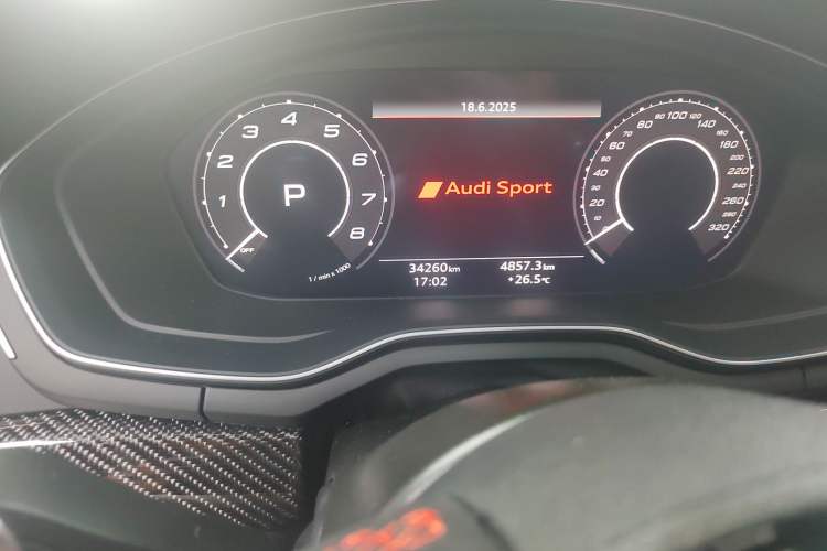 Used Audi RS 4 2020 RS 4 2.9T Avant Odometer Close Up