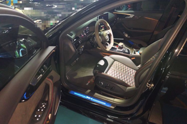 Used Audi RS 4 2021 RS4 Avant Obsidian Edition Driver Seat