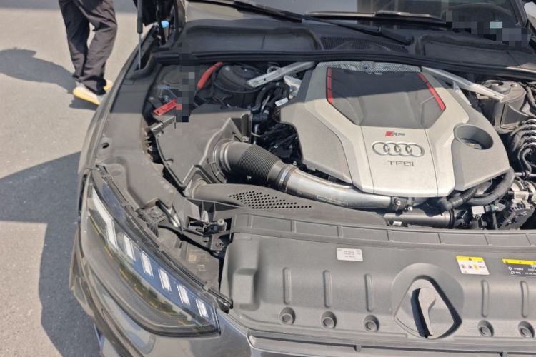 Used Audi RS 4 2021 RS4 Avant Obsidian Edition Engine Bay Right