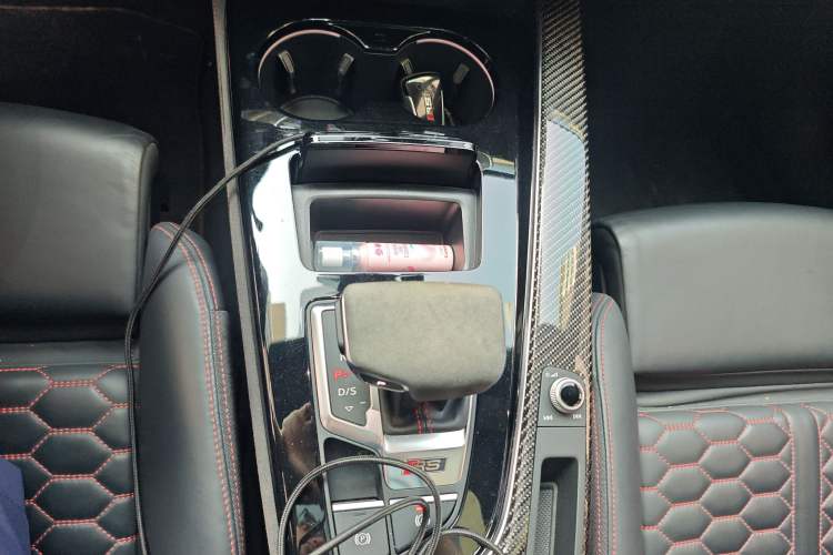 Used Audi RS 4 2021 RS4 Avant Obsidian Edition Gear Lever