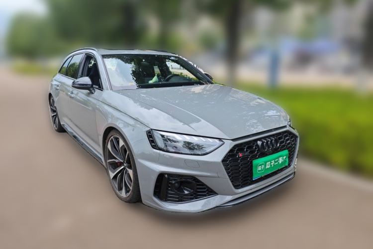 Used Audi RS 4 2021 RS4 Avant Obsidian Edition Front Right 45 Deg