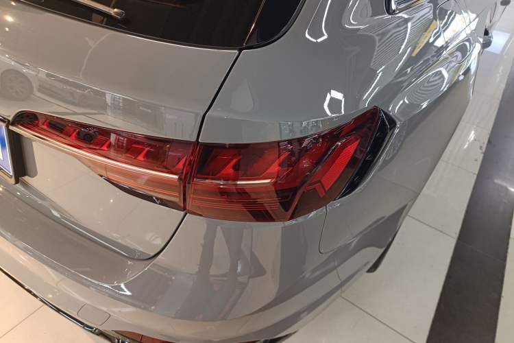 Used Audi RS 4 2022 RS4 Avant Obsidian Edition Exterior 2