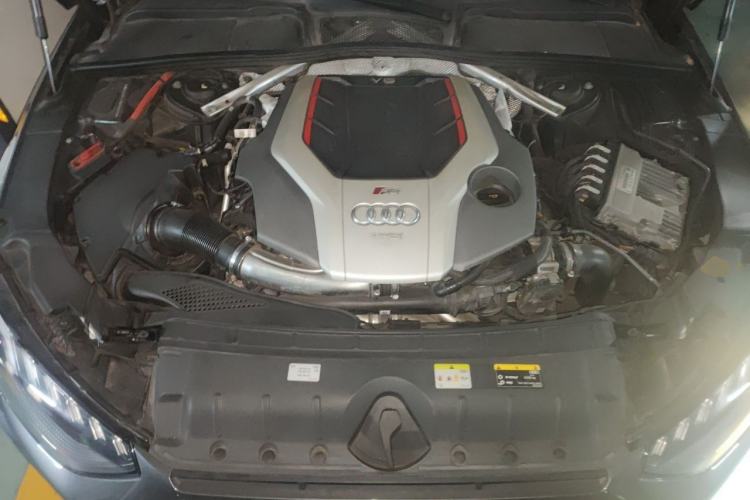 Used Audi RS 4 2022 RS4 Avant Obsidian Edition Engine Bay