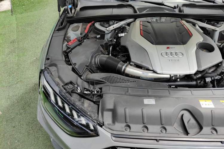 Used Audi RS 4 2023 RS4 Avant Standard Edition Engine Bay Right