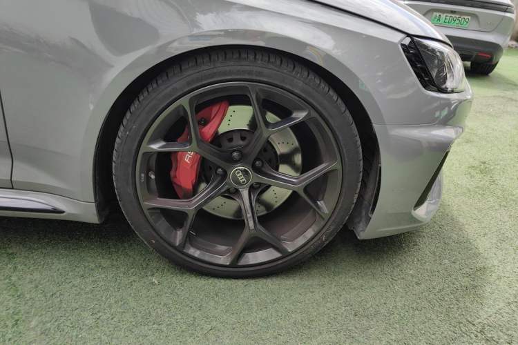 Used Audi RS 4 2023 RS4 Avant Standard Edition Right Front Wheel Hub