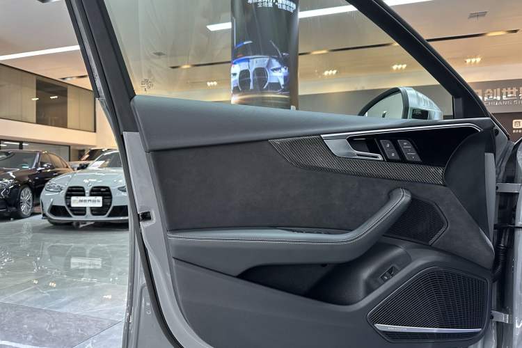 Used Audi RS 4 2023 RS4 Avant Standard Edition Interior 10