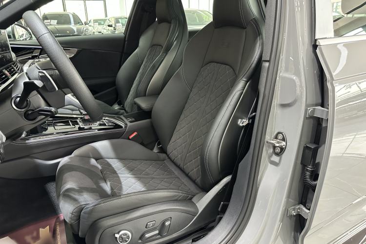 Used Audi RS 4 2023 RS4 Avant Standard Edition Interior 6