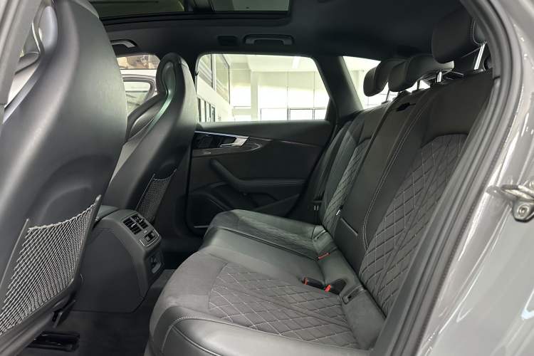 Used Audi RS 4 2023 RS4 Avant Standard Edition Interior 7