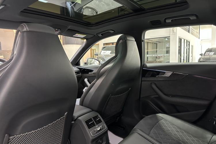 Used Audi RS 4 2023 RS4 Avant Standard Edition Interior 8