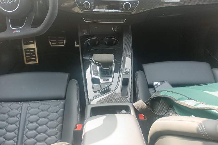 Used Audi RS 4 2023 RS4 Avant Obsidian Edition Gear Lever
