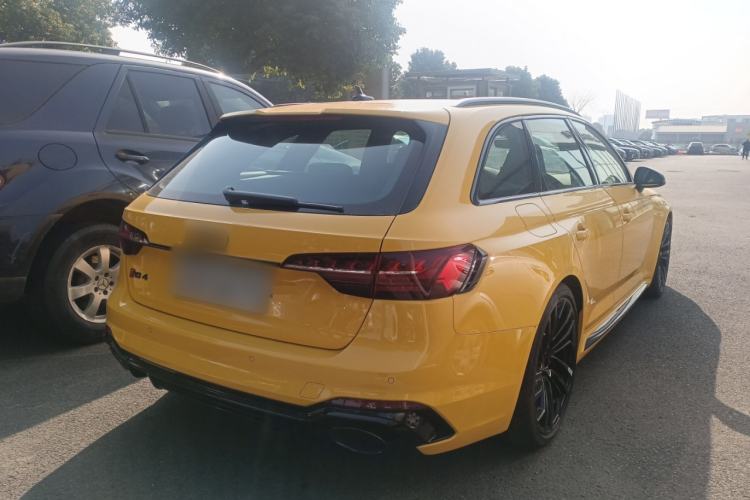 Used Audi RS 4 2023 RS4 Avant Obsidian Edition Rear Right 45 Deg