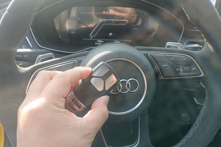 Used Audi RS 4 2023 RS4 Avant Obsidian Edition Vehicle Key