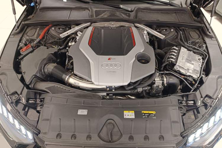 Used Audi RS 4 2024 RS4 Avant Performance Edition Engine Bay