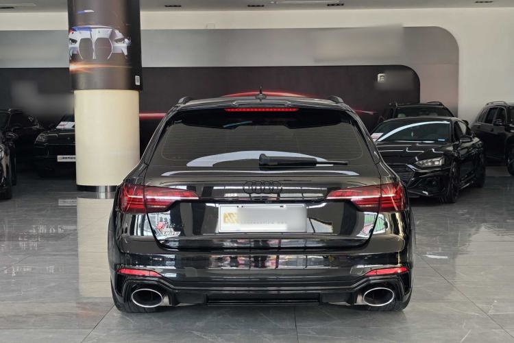 Used Audi RS 4 2024 RS4 Avant Prestige Edition Exterior 4