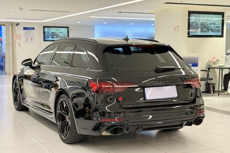 Used Audi RS 4 2024 RS4 Avant Performance Edition Exterior 4