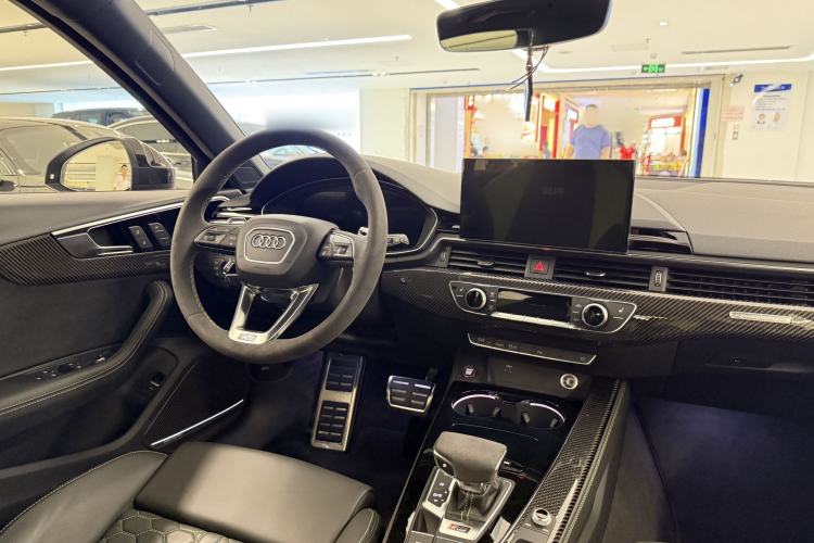 Used Audi RS 4 2024 RS4 Avant Performance Edition Interior 5