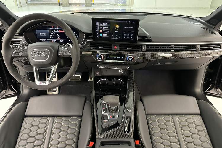 Used Audi RS 4 2024 RS4 Avant Performance Edition Interior 6