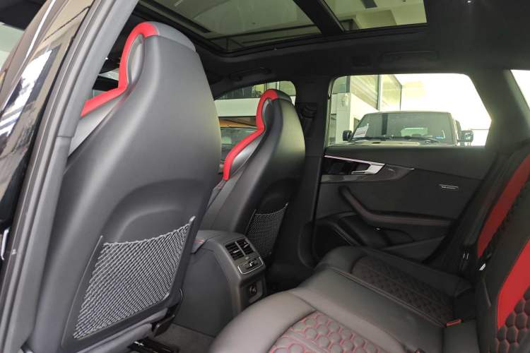 Used Audi RS 4 2024 RS4 Avant Prestige Edition Interior 7