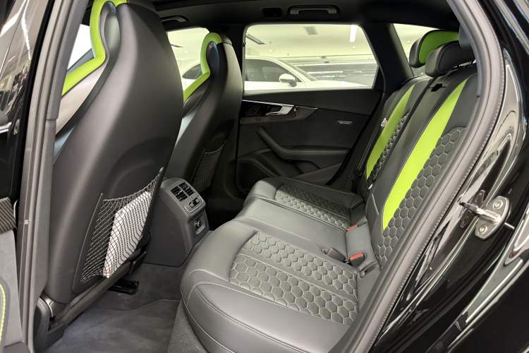 Used Audi RS 4 2024 RS4 Avant Performance Edition Interior 8