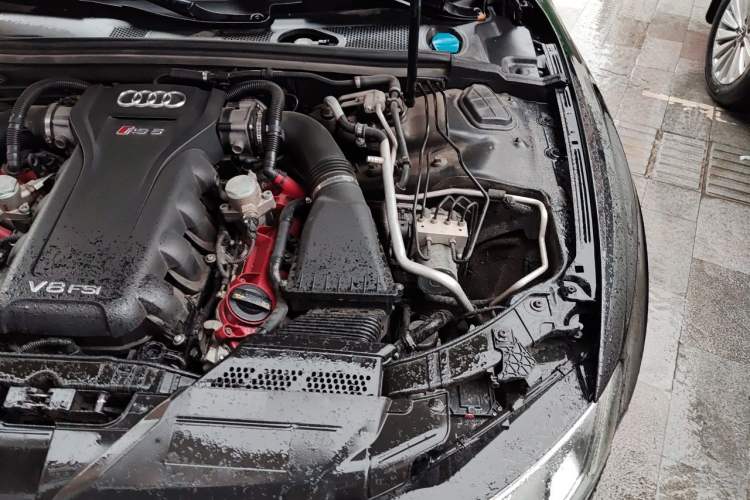 Used Audi RS 5 2012 RS 5 Coupe Engine Bay Left