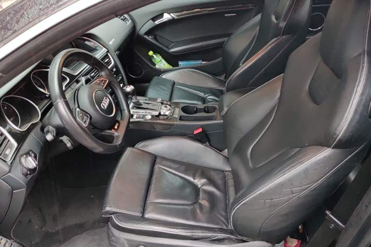 Used Audi RS 5 2012 RS 5 Coupe Left Front Seat