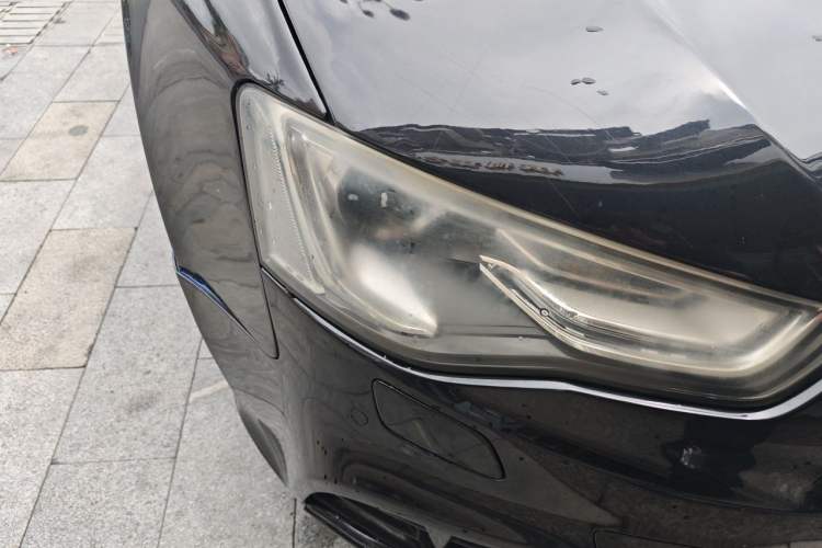 Used Audi RS 5 2012 RS 5 Coupe Right Front Headlight