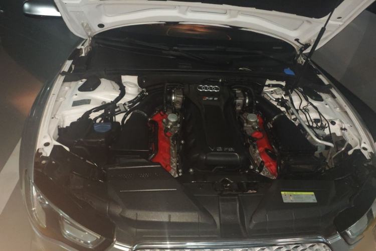 Used Audi RS 5 2012 RS 5 Coupe Engine Bay