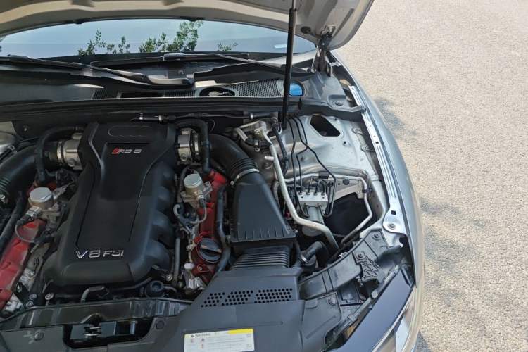 Used Audi RS 5 2012 RS 5 Coupe Engine Bay Left