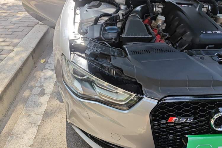 Used Audi RS 5 2012 RS 5 Coupe Right Front Headlight