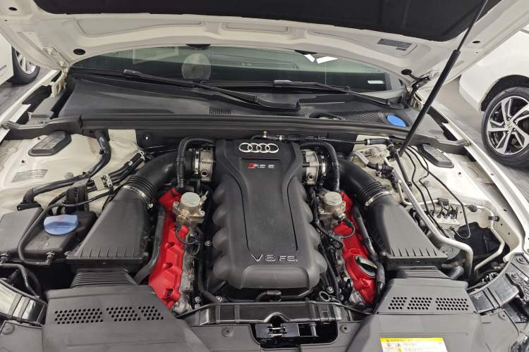Used Audi RS 5 2012 RS 5 Coupe Interior 5