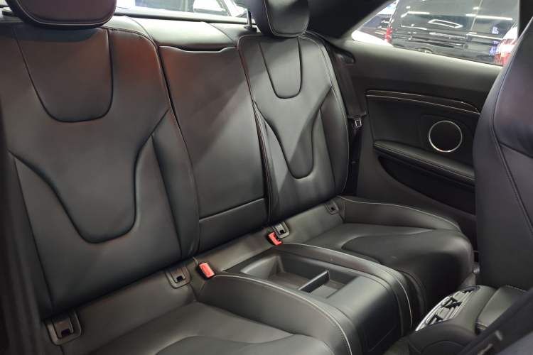 Used Audi RS 5 2012 RS 5 Coupe Interior 8