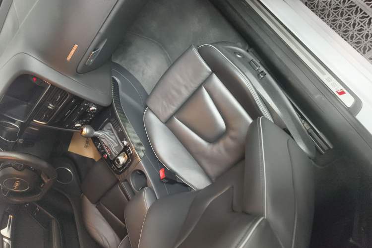 Used Audi RS 5 2012 RS 5 Coupe Right Front Seat