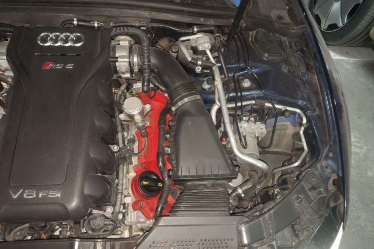 Used Audi RS 5 2013 RS 5 Cabriolet Engine Bay Left