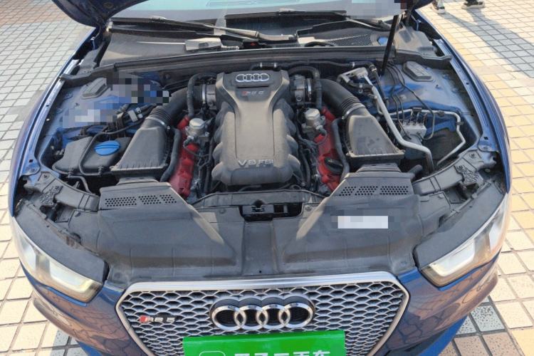 Used Audi RS 5 2013 RS 5 Cabriolet Engine Bay