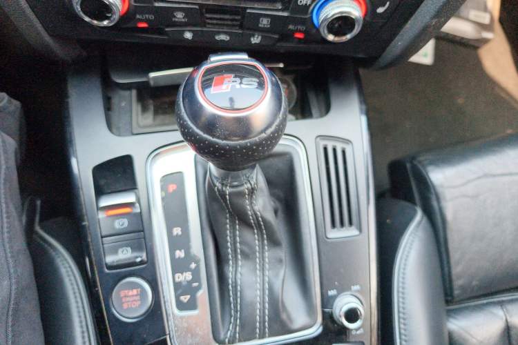 Used Audi RS 5 2013 RS 5 Cabriolet Gear Lever