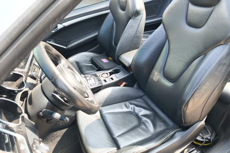 Used Audi RS 5 2013 RS 5 Cabriolet Left Front Seat