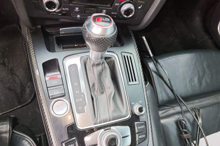 Used Audi RS 5 2013 RS 5 Cabriolet Gear Lever