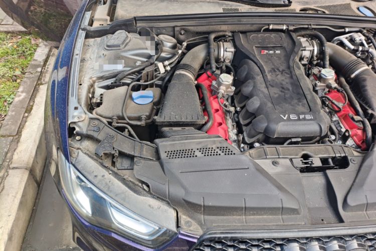 Used Audi RS 5 2013 RS 5 Cabriolet Engine Bay Right