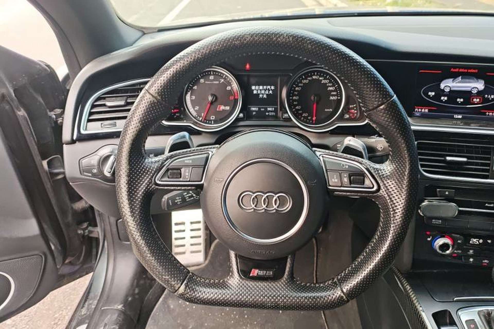 Used Audi RS 5 2013 RS 5 Cabriolet Steering Wheel
