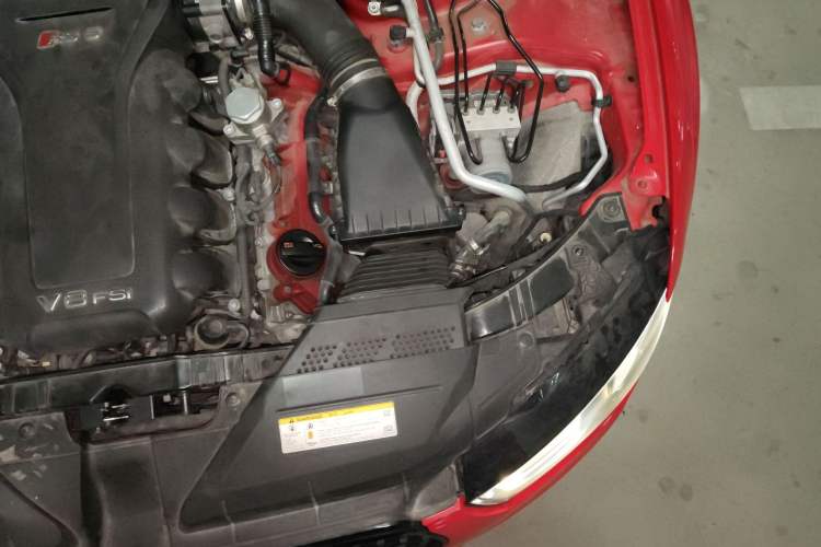 Used Audi RS 5 2013 RS 5 Cabriolet Engine Bay Left