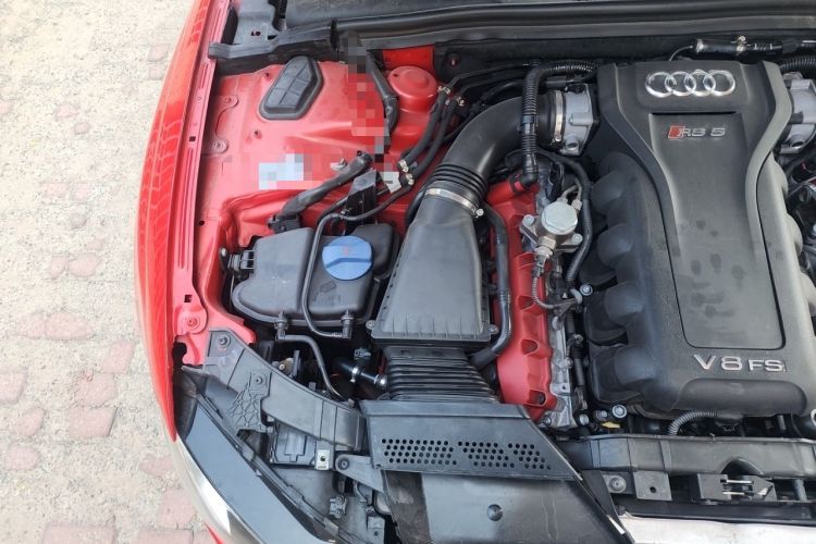 Used Audi RS 5 2013 RS 5 Cabriolet Engine Bay Right