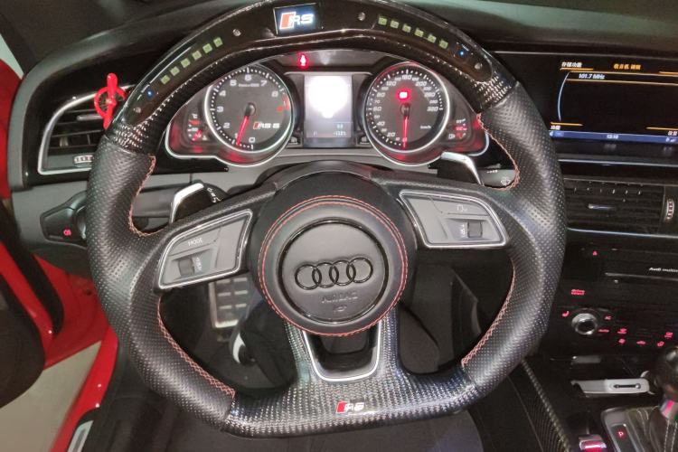 Used Audi RS 5 2013 RS 5 Cabriolet Steering Wheel