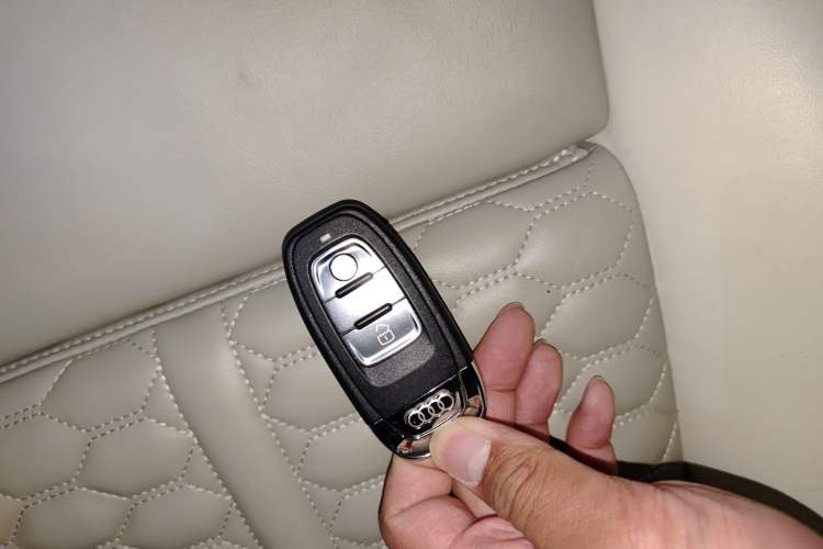 Used Audi RS 5 2013 RS 5 Cabriolet Vehicle Key